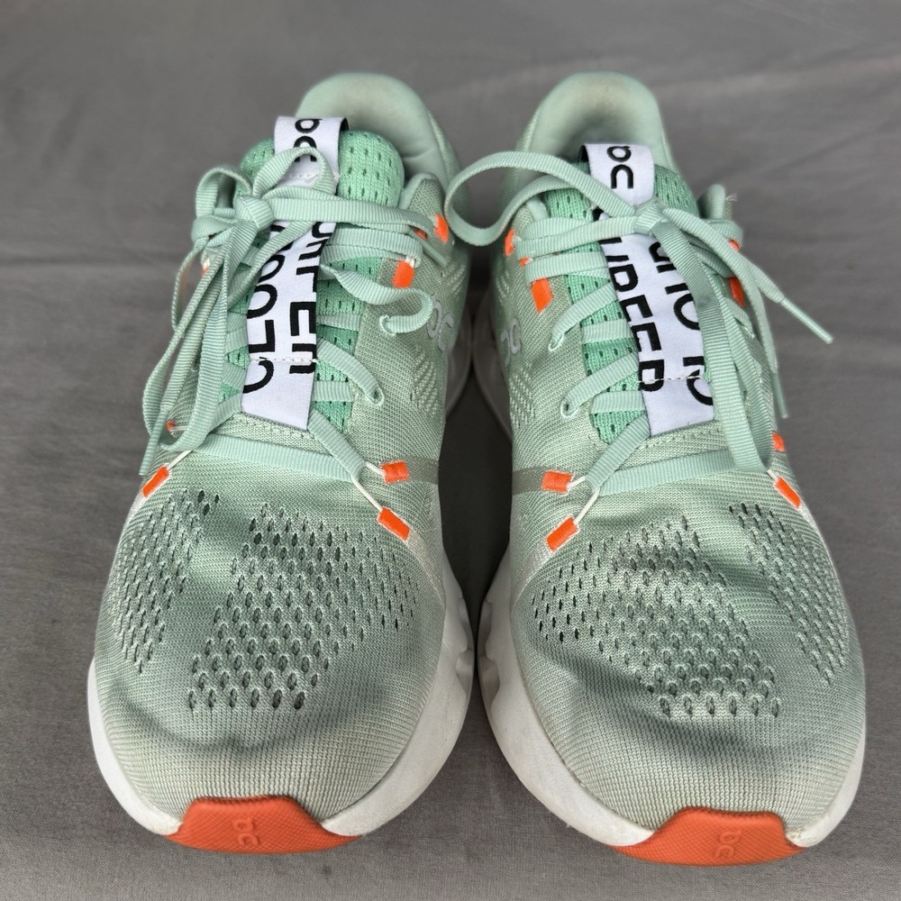 Size 10.5 - On Cloud Surfer Men's Cushioned Running Shoes 3MD10421071 - Picture 5 of 10